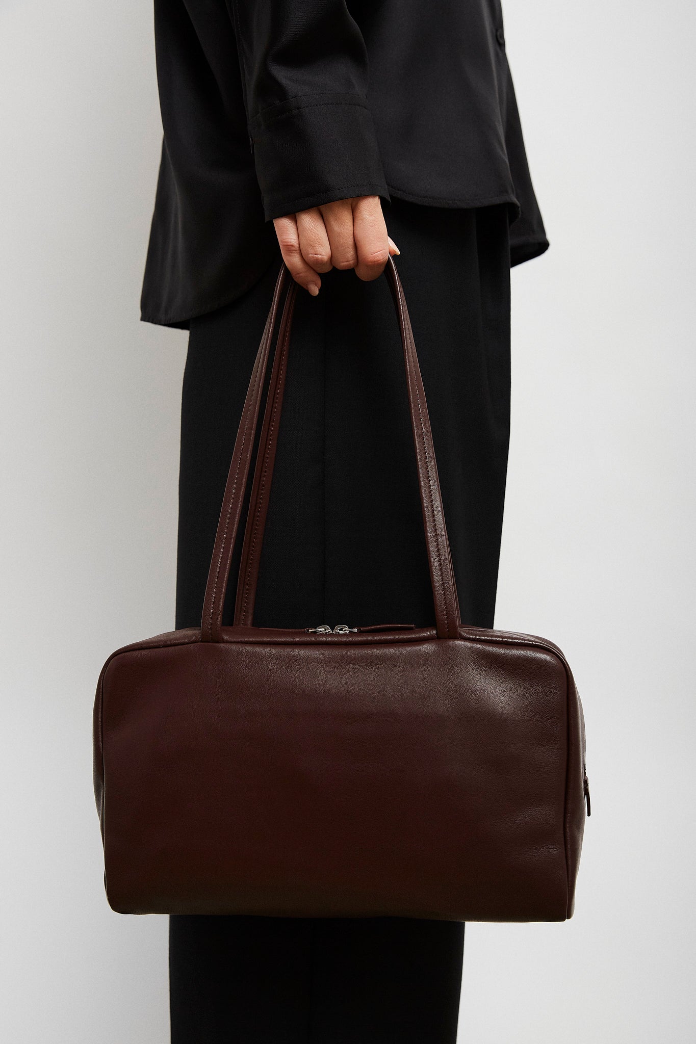 Astra burgundy leather bowling bag