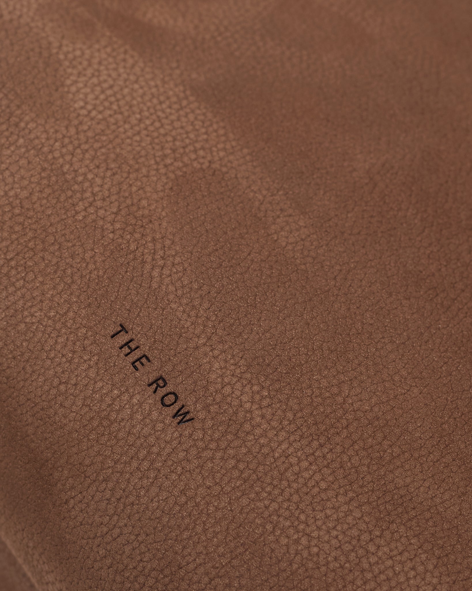Agnes 15 beige suede bag