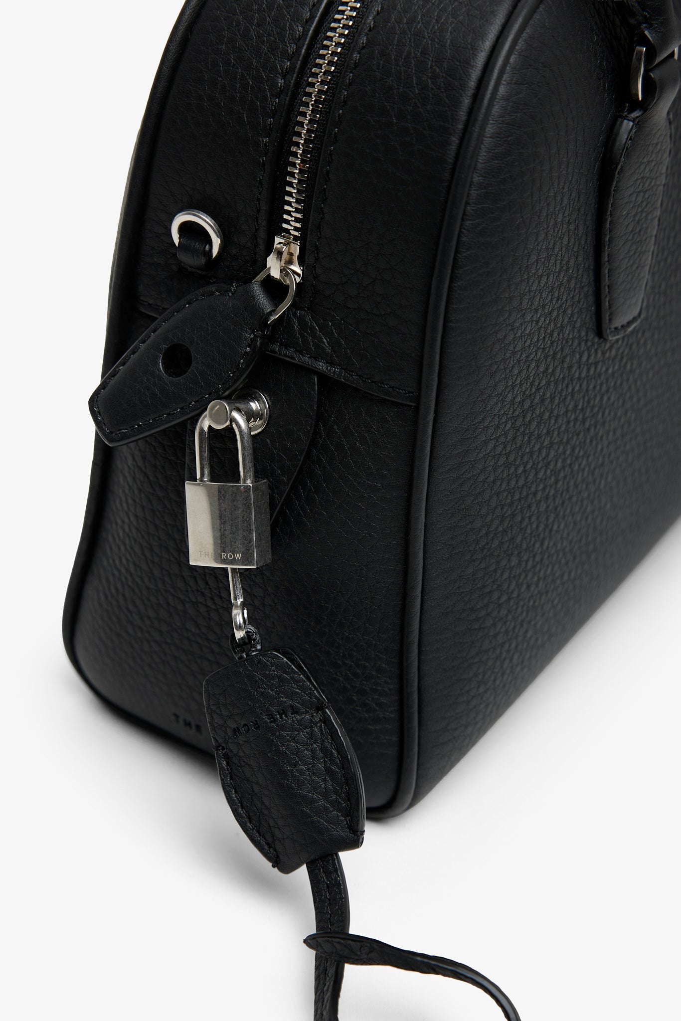 India 10.00 black bag