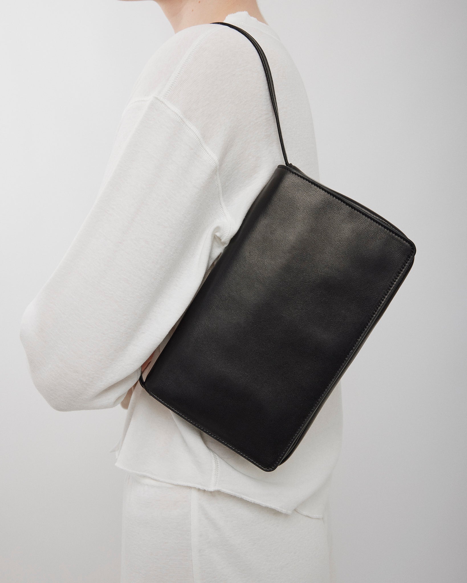 Nuance Shoulder Two black bag