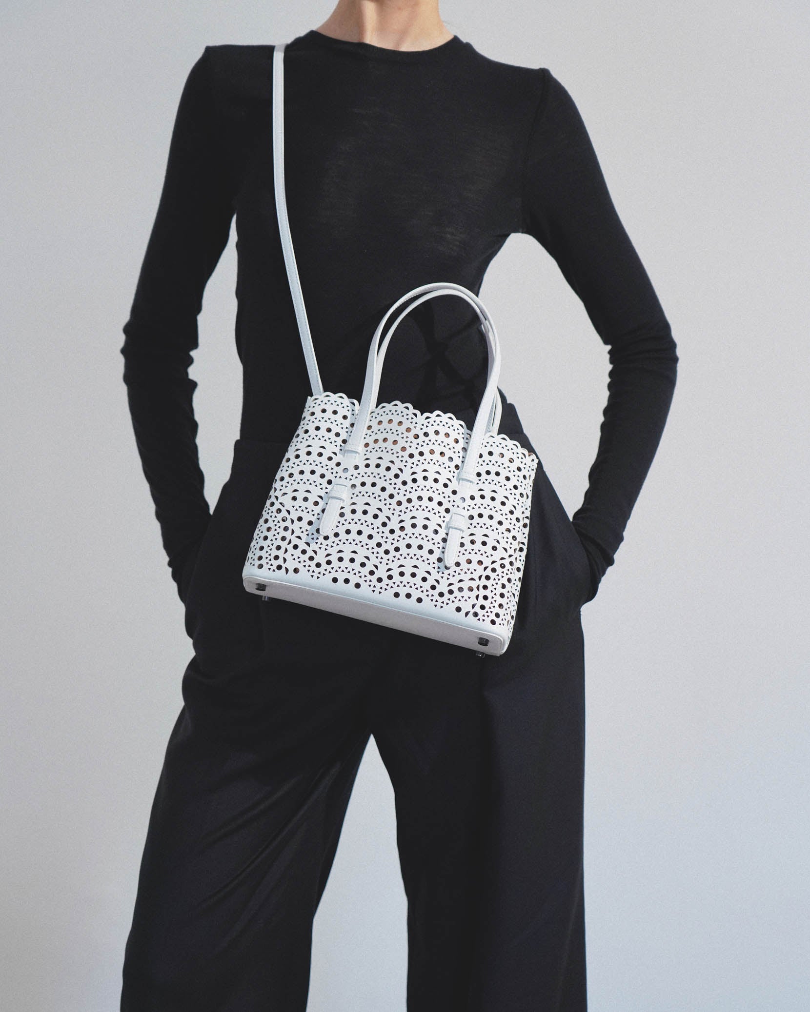 Mina 25 vienne vague white leather tote bag