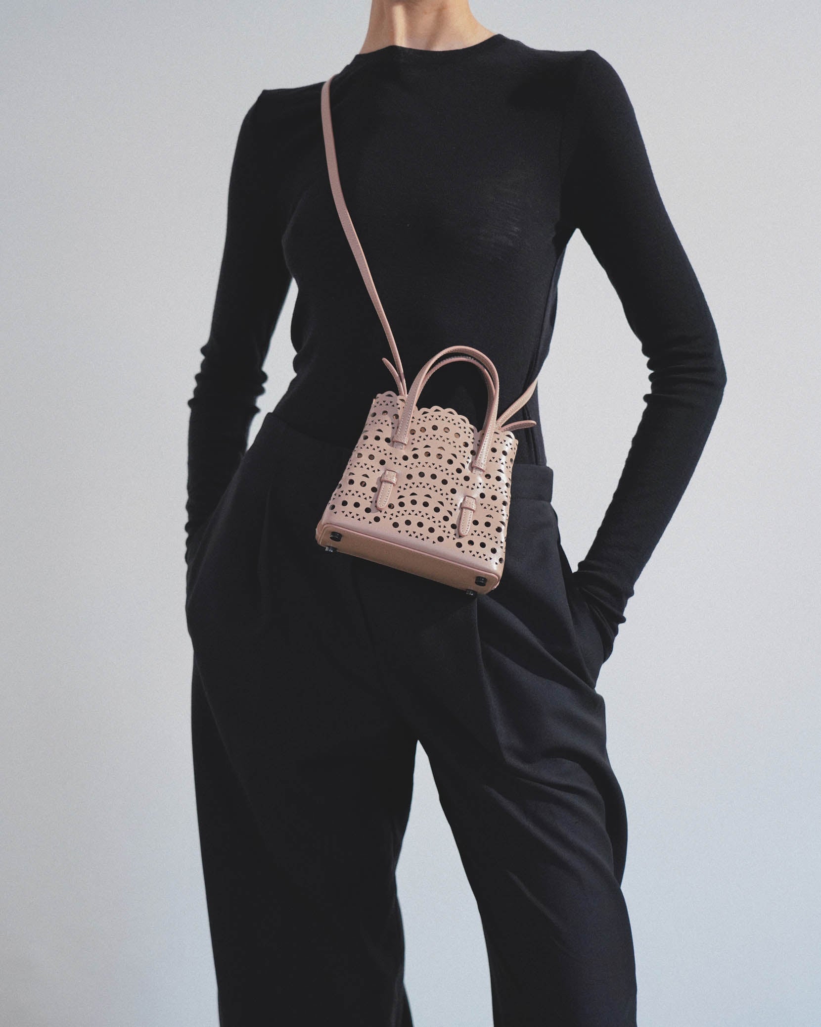 Mina 16 vienne vague beige leather tote bag