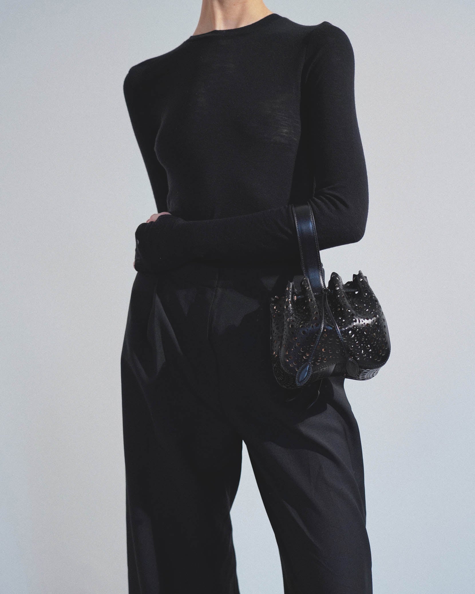 Rose Marie black bracelet bag