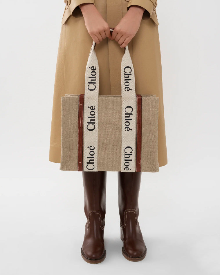 Woody medium white brown canvas bag