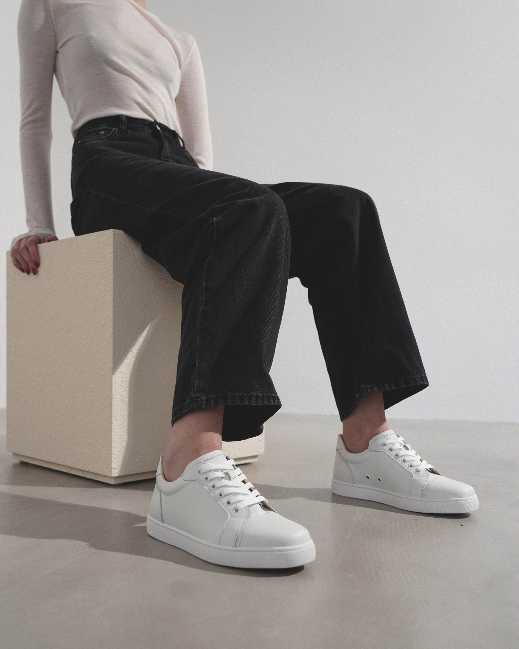 Vieira white leather sneakers