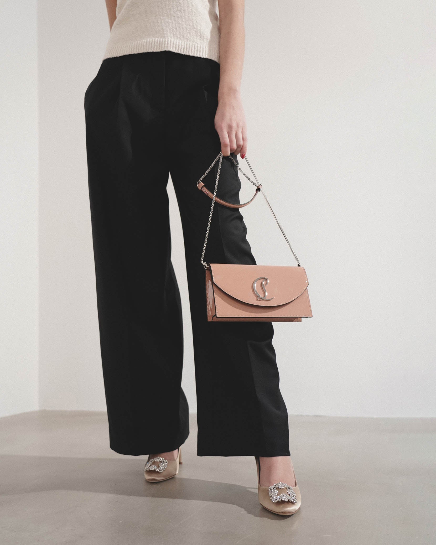 Loubi54 nude patent clutch