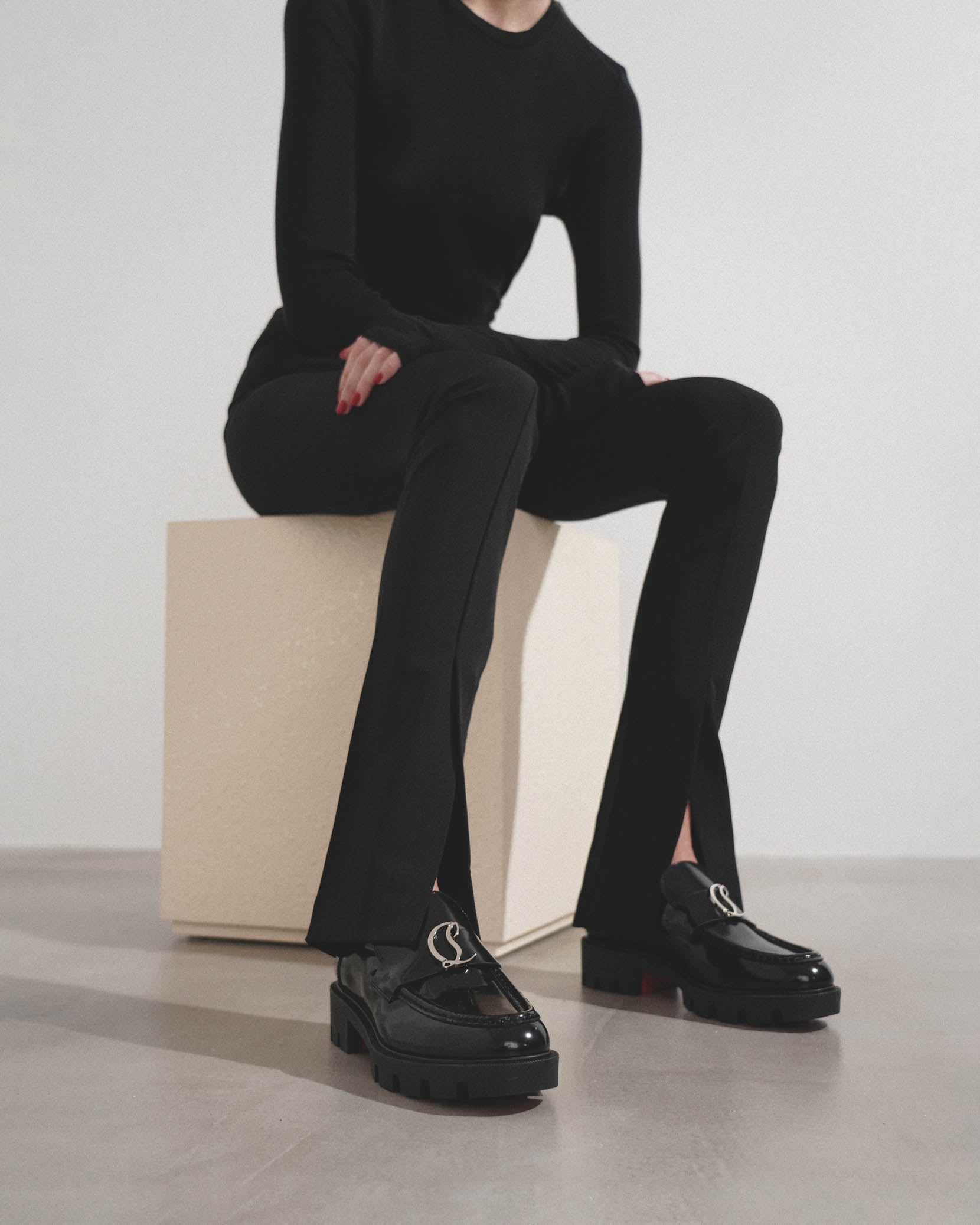 CL Moc black leather flats