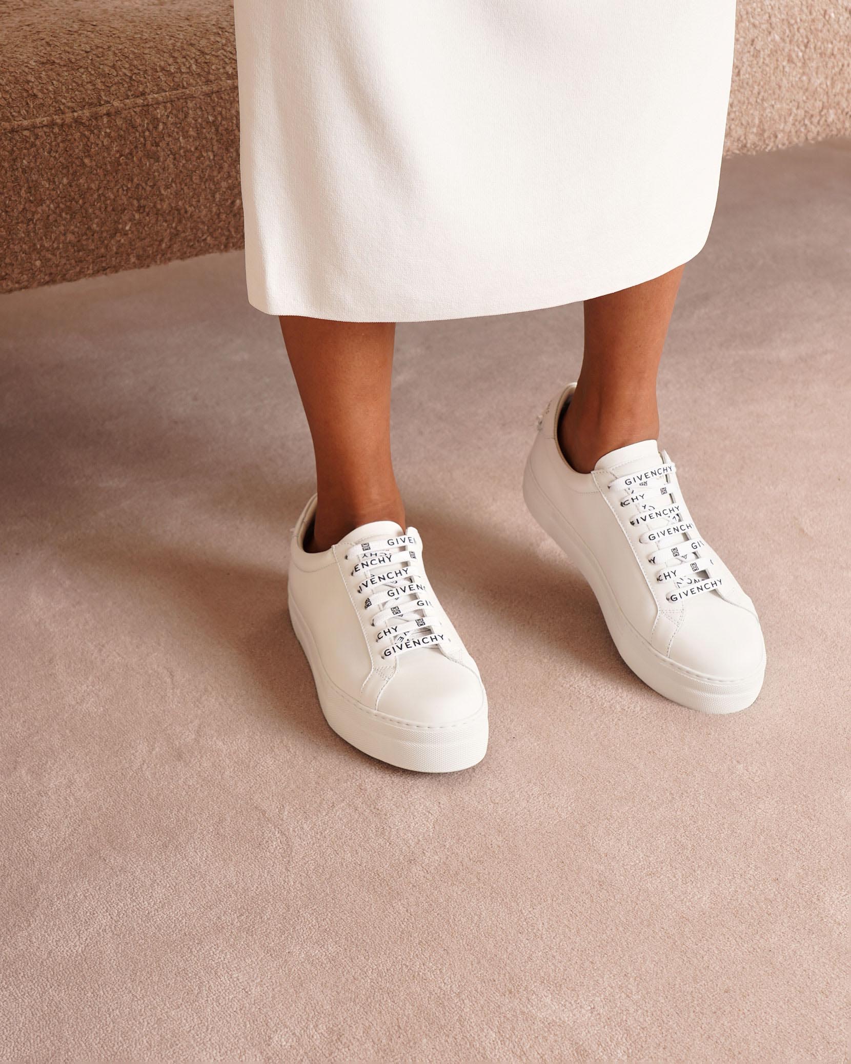 Givenchy logo laces platform sneakers