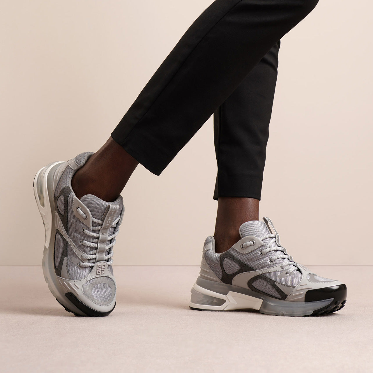 hover