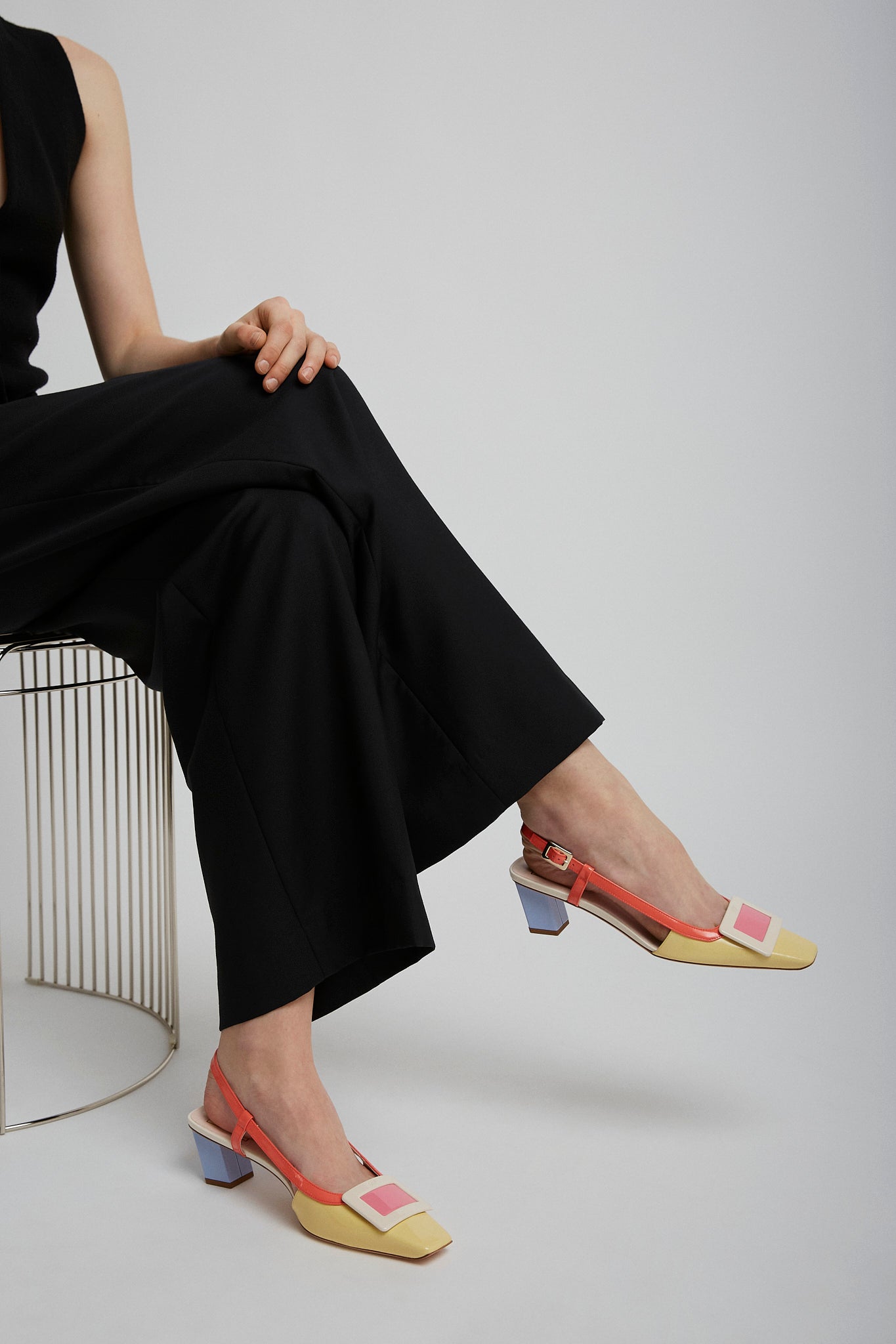 Belle Vivier 45 patent slingback pumps