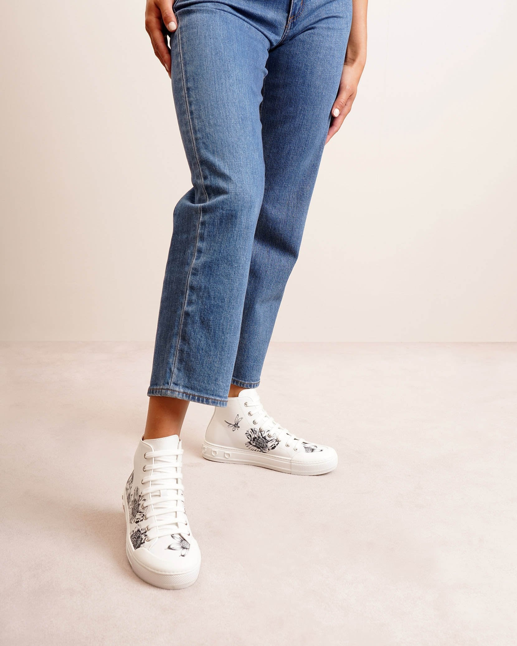 Nirvana floral leather sneakers