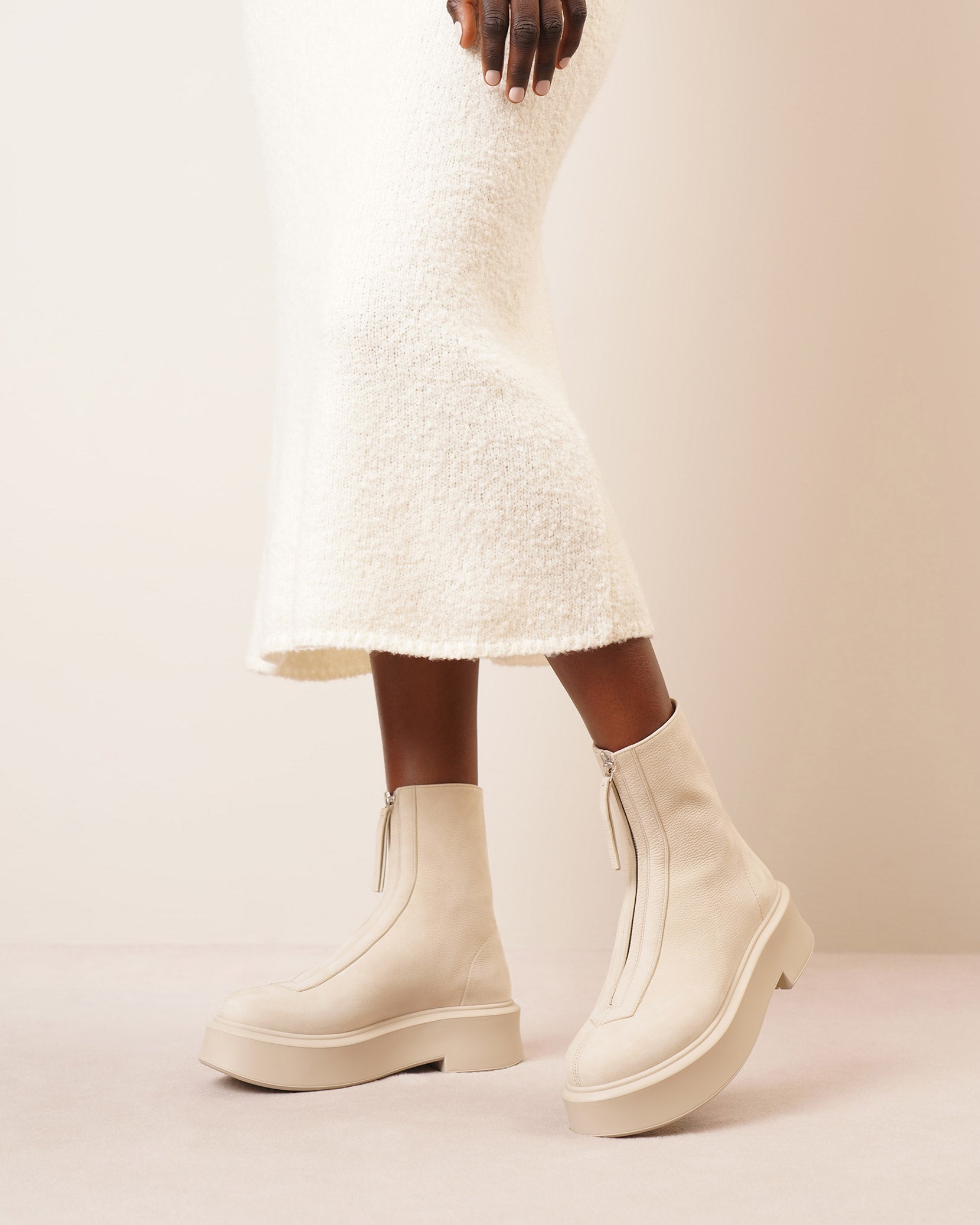 Zipped 1 beige nubuck ankle boots