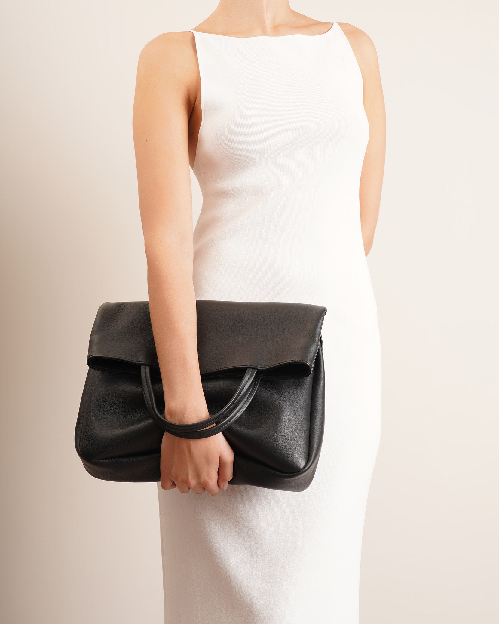 Everett black leather bag