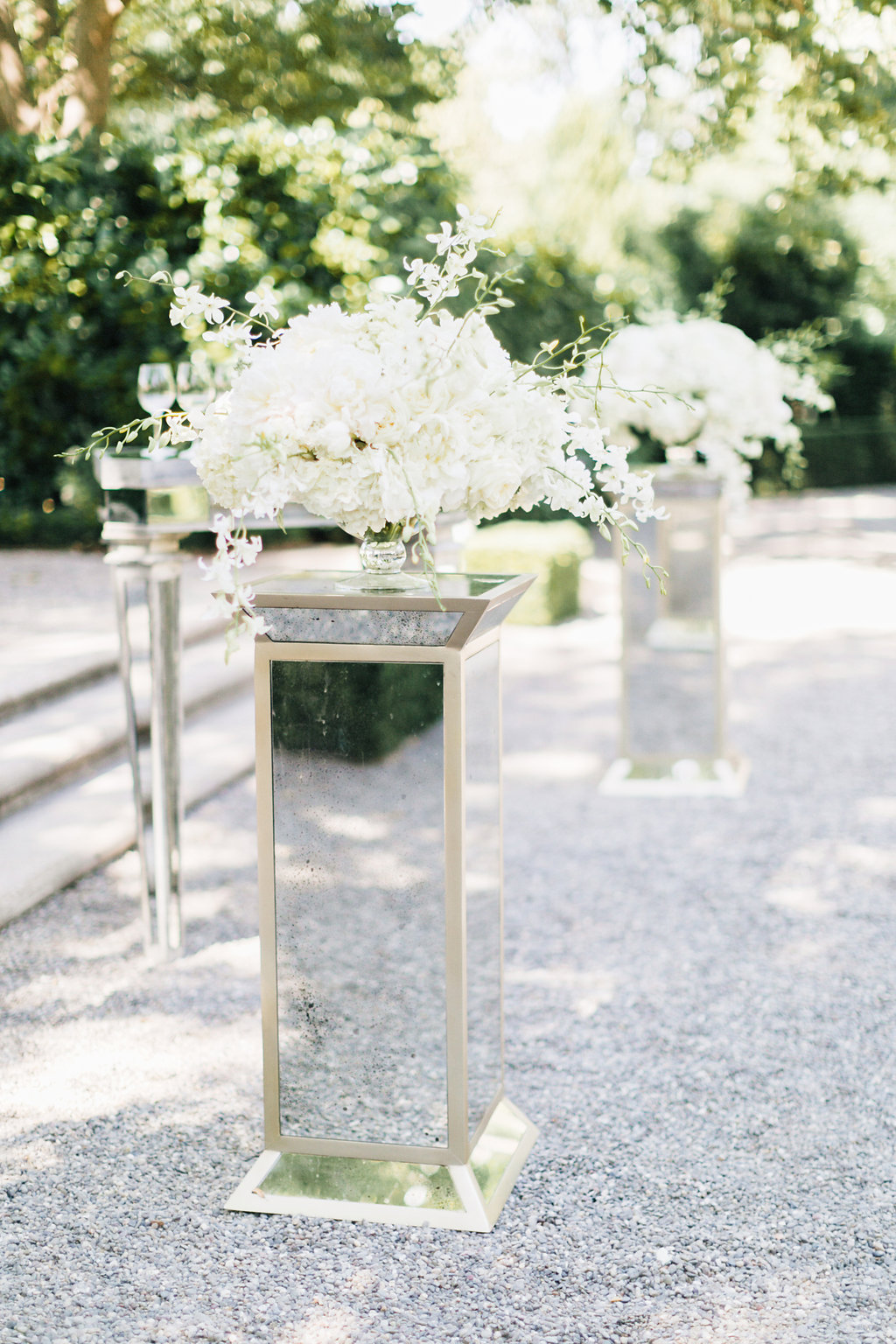 Best Luxury Designers Handbags Blogger Top Quality Luxury Handbag Shop shares here wedding decor details - in photo: aisle by Rion Designs, wedding decor