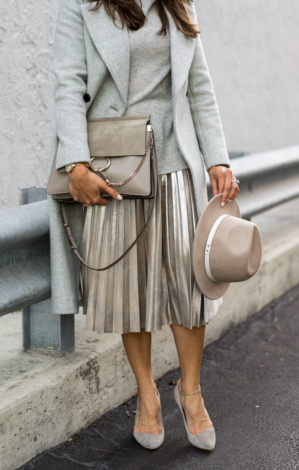 Amanda from Best Luxury Designers Handbags blog wearing grey cashmere sweater and neutral accessories including Chloe Faye medium bag