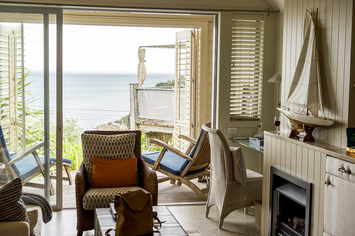 Best Luxury Designers Handbags blogger Amanda shares her review of the Boatshed boutique hotel in Waiheke Island