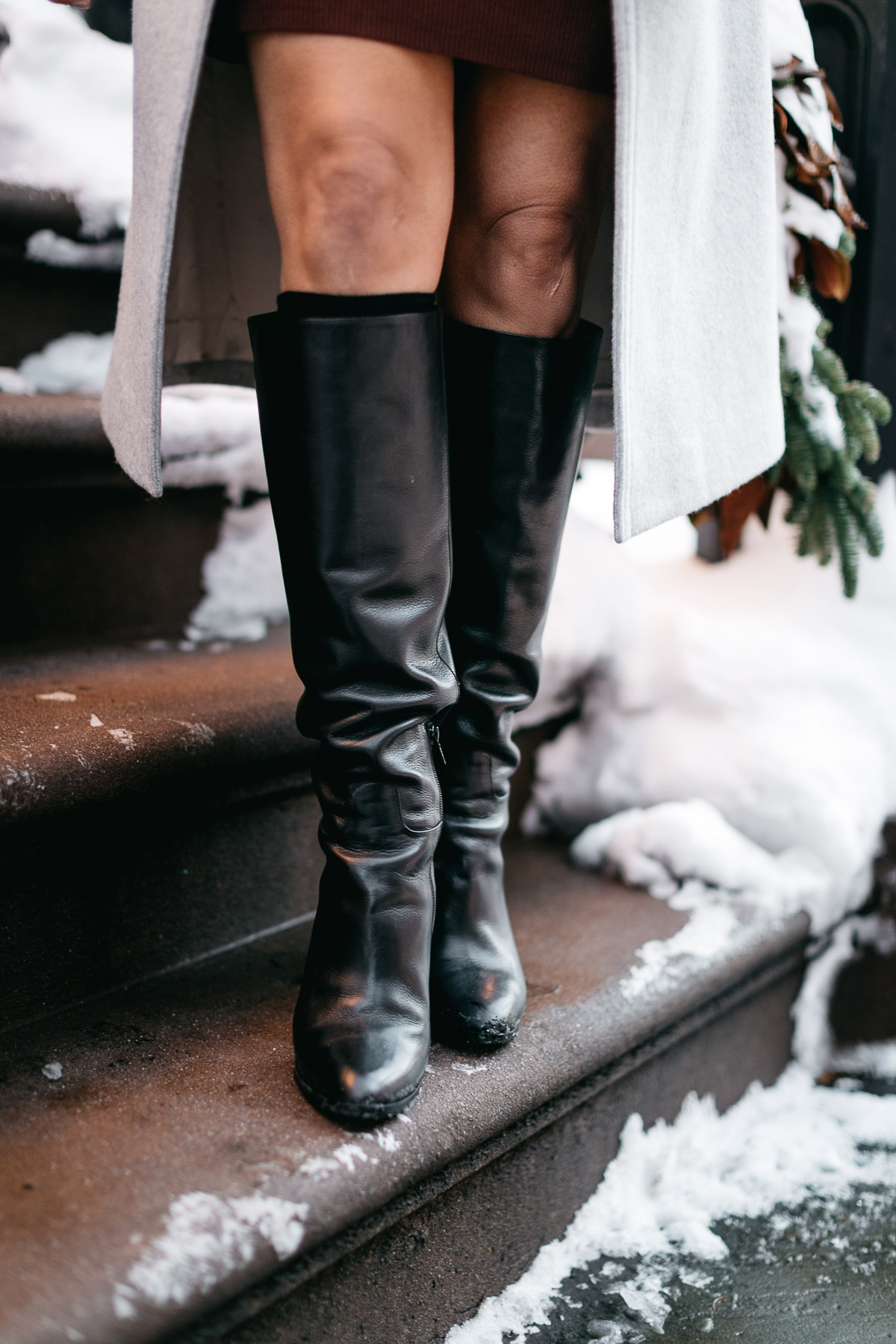 MGemi Pendolo black boots are styled by Amanda of Best Luxury Designers Handbags blog and brings out her best NYFW street style