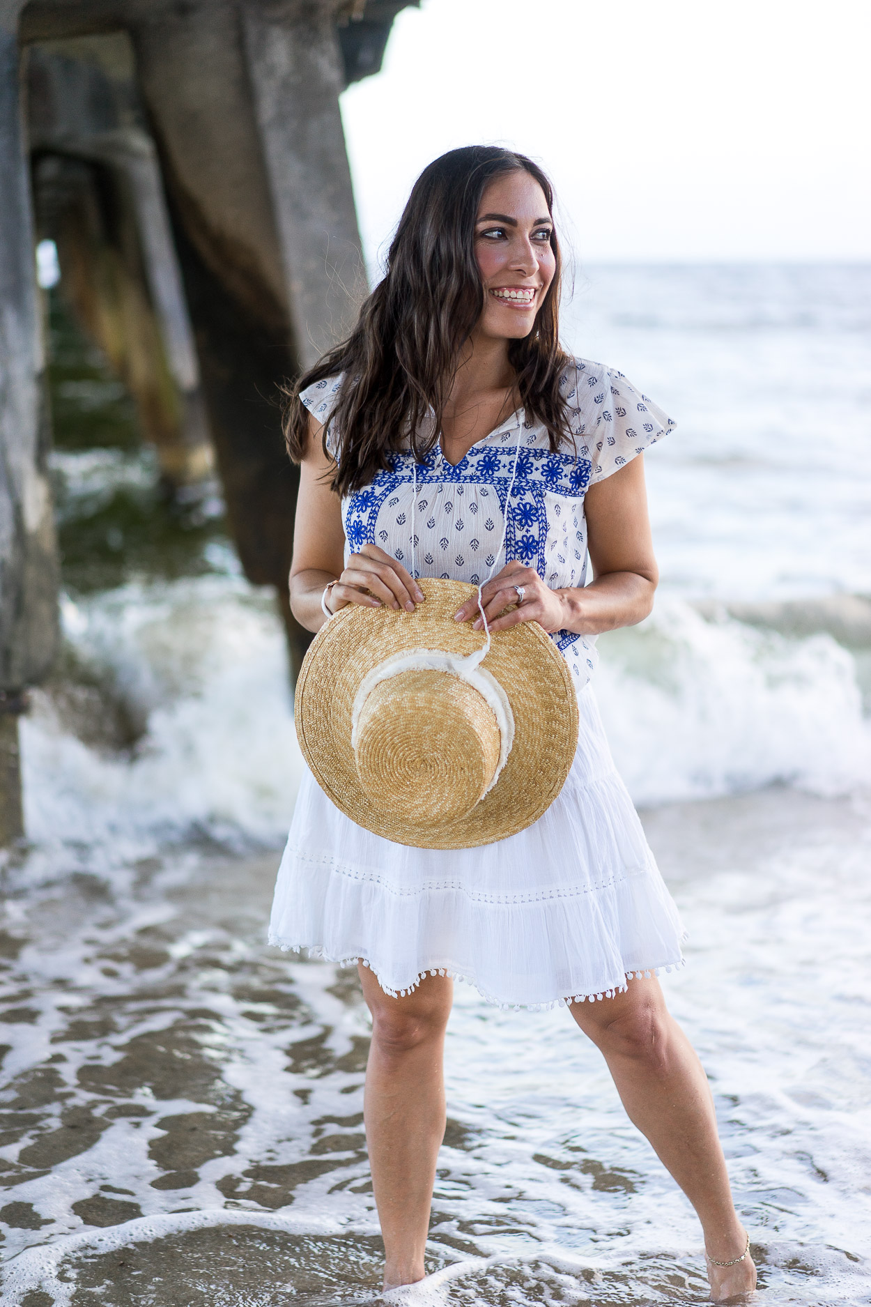 Old Navy Summer favorites picked by Amanda of Best Luxury Designers Handbags blog in Old Navy top and skirt with straw boater hat
