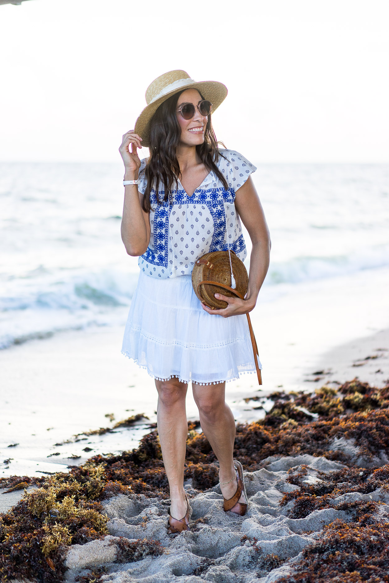 For affordable summer fashion grab some Old Navy Summer favorites as styled by Amanda of Best Luxury Designers Handbags blog at the beach