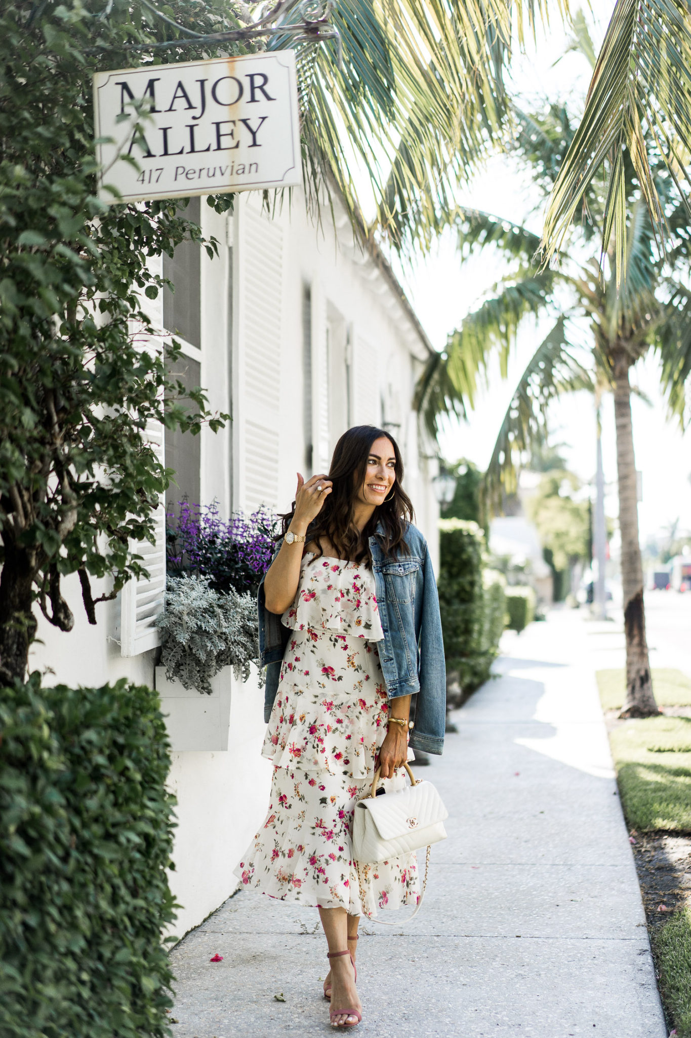 Denim jacket summer look