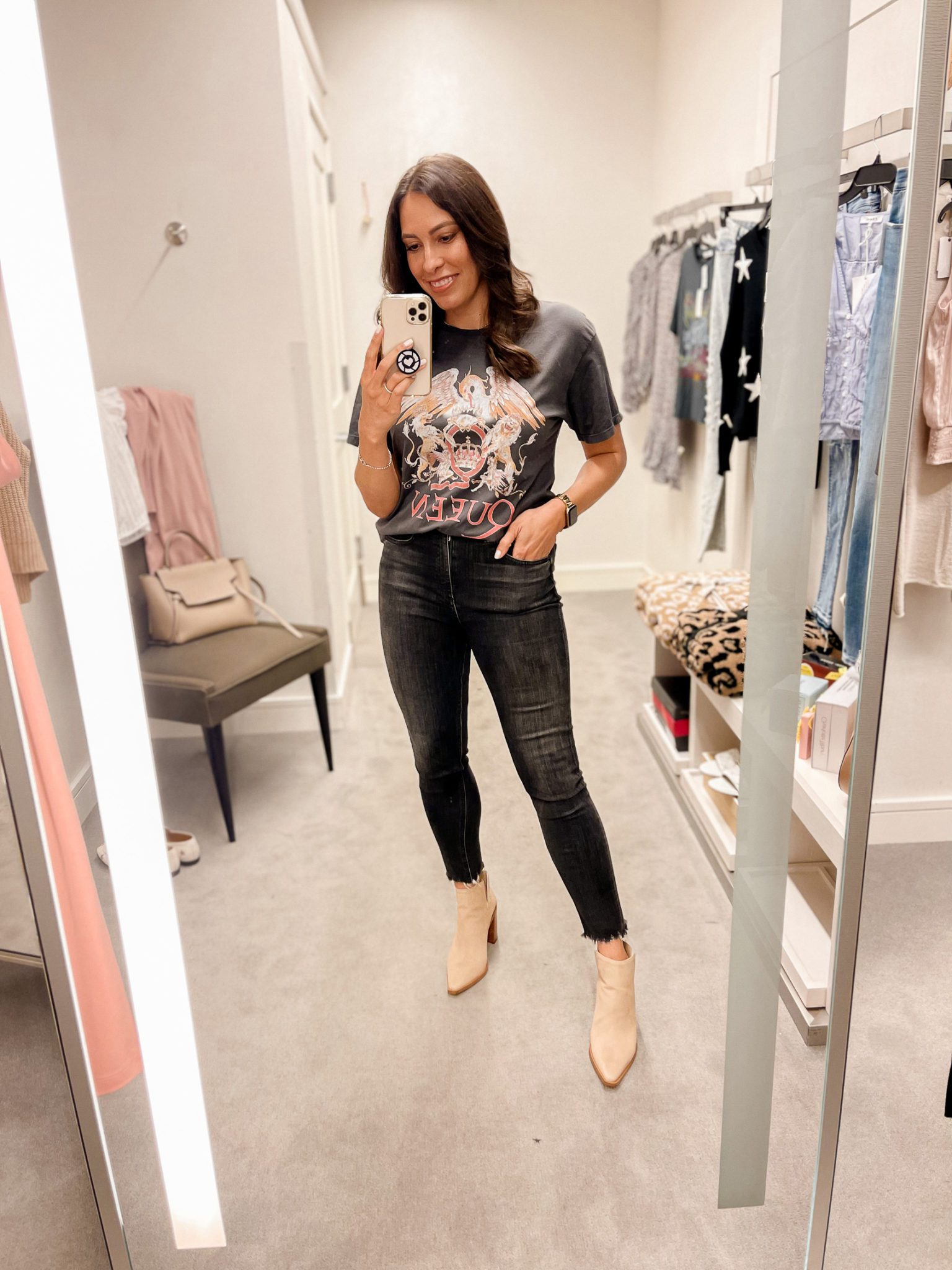 Daydreamer Queen Graphic T-Shirt